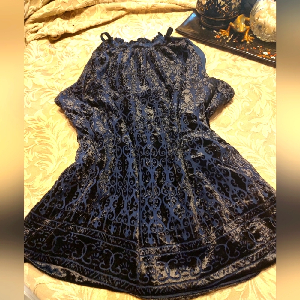 🐦 Beautiful Max Studio Flocked Velvet Scrolled Damask Camisole Tank Blouse - XL - Picture 1 of 16